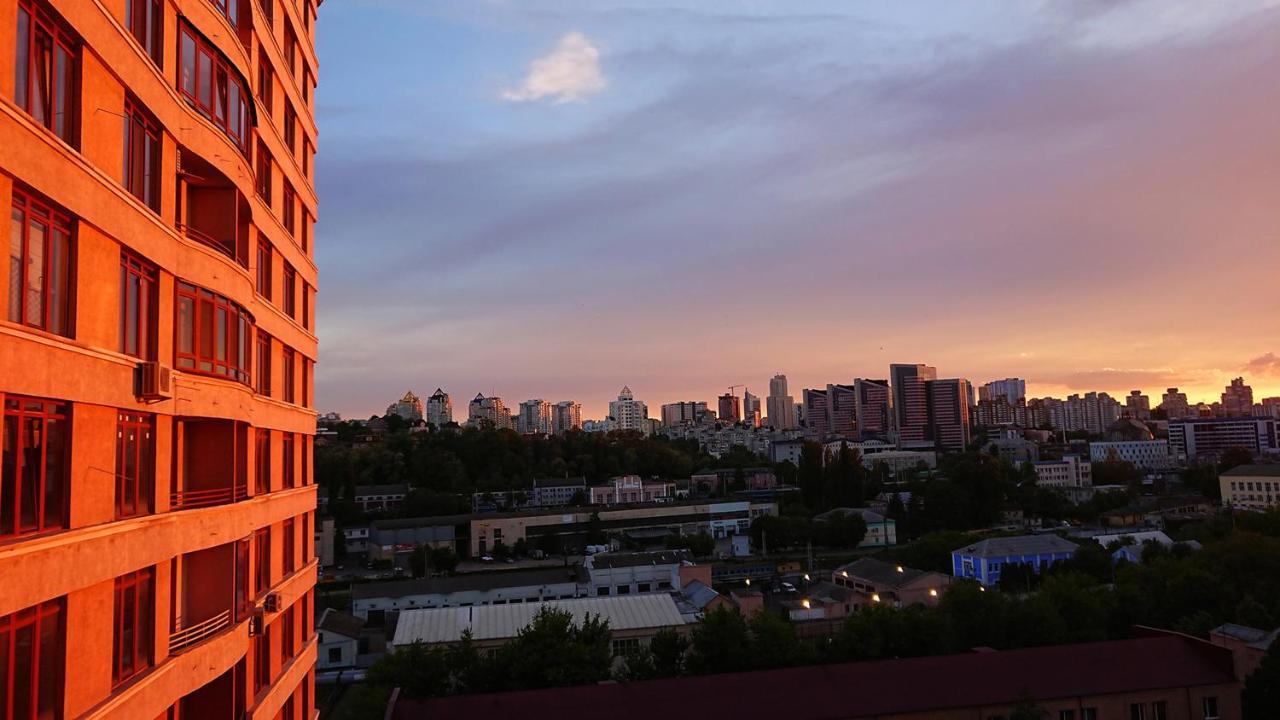 Your Home Away From Home Kiev Dış mekan fotoğraf